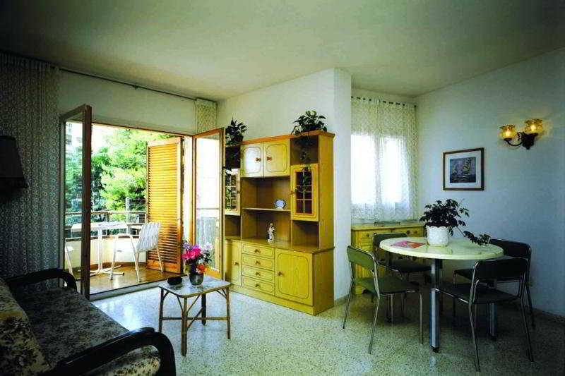 Apartamentos Eva Costa Brava Eksteriør billede
